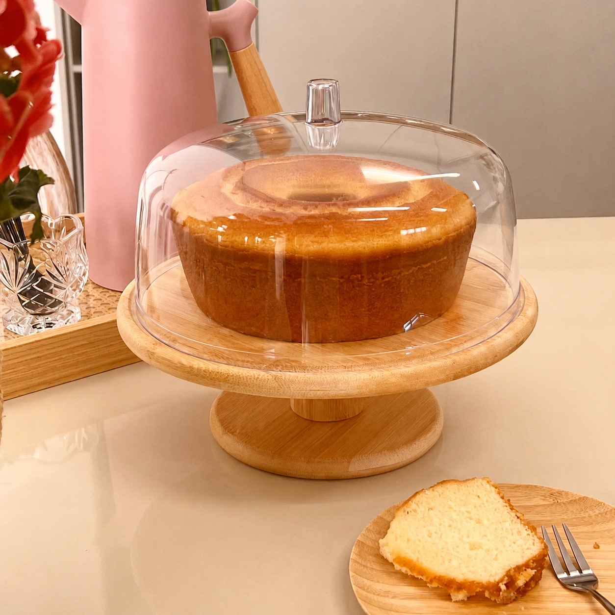 Boleira com Cúpula de Acrílico e Base de Bambu – 27,5cm