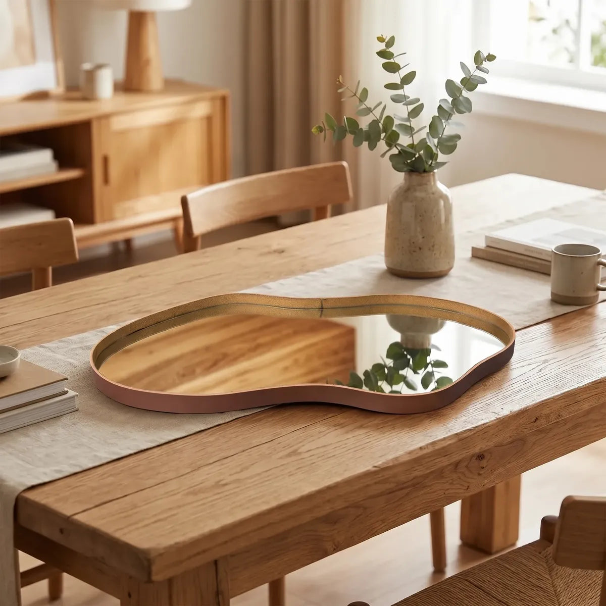 Bandeja Espelhada Decorativa Orgânica 38x26cm – Couro Ecológico Premium