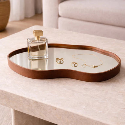 Bandeja Espelhada Decorativa Orgânica 38x26cm – Couro Ecológico Premium