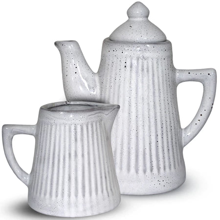 Conjunto Bule e Leiteira em Cerâmica Artesanal Frisada – Estilo Rústico para Café, Chá e Mesa Posta