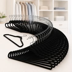 Kit 10 Cabides de Veludo Premium