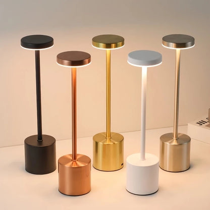 Candeeiro LED de Mesa Recarregável Touch – Sem Fio | 3 Temperaturas de Luz | Design Premium em Alumínio