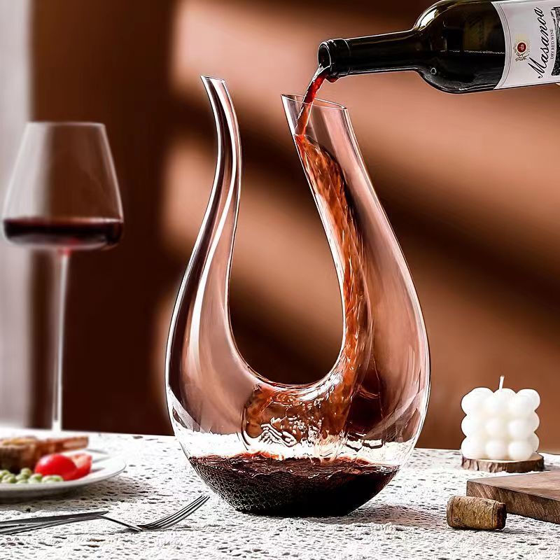 Decanter Premium para Vinho em Vidro Cristalino – Design Escultural para Oxigenação e Serviço Elegante