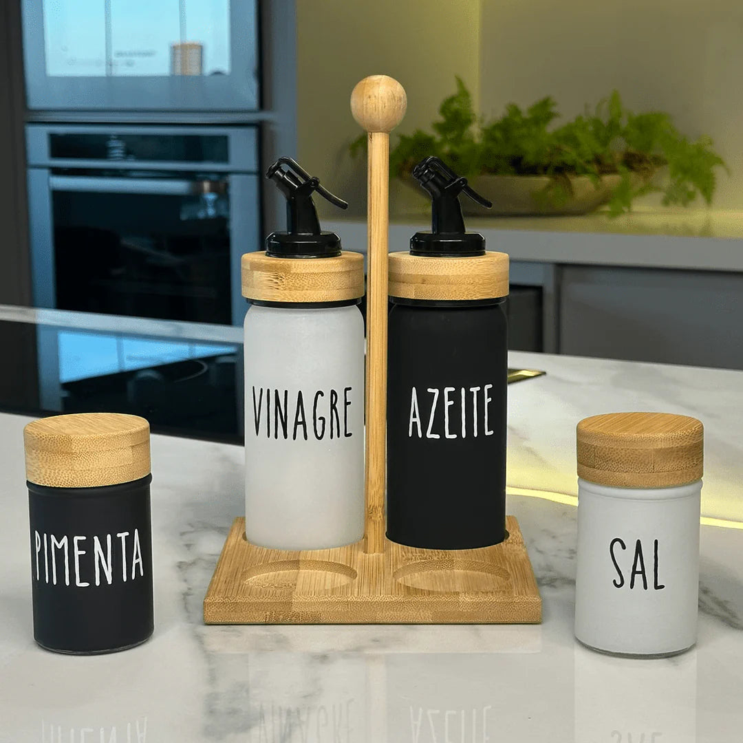 Conjunto De Galheteiro De Vidro E Bambu