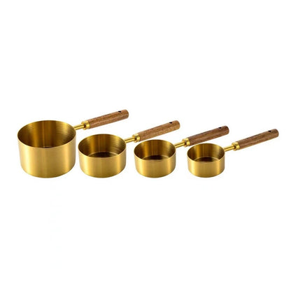Kit 4 Colheres Medidoras Douradas com Cabo de Madeira