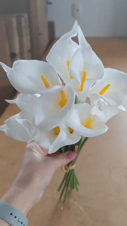 Buquê de Copo de Leite Artificial