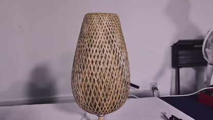 Abajur de Mesa Vintage em Bambu Japonês