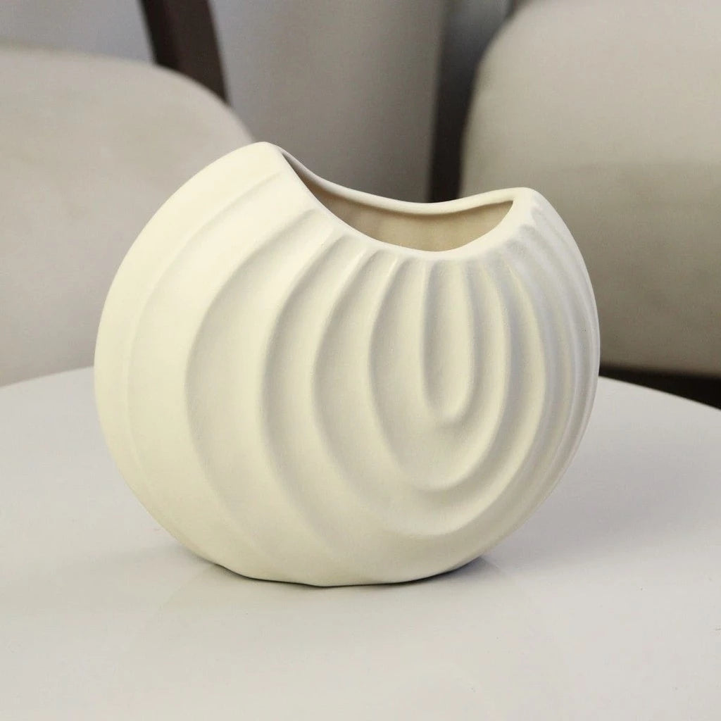 Vaso de Cerâmica Formato Concha
